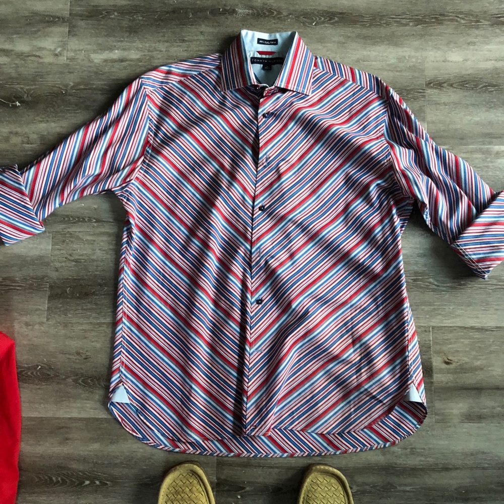 Tommy Hilfiger button up